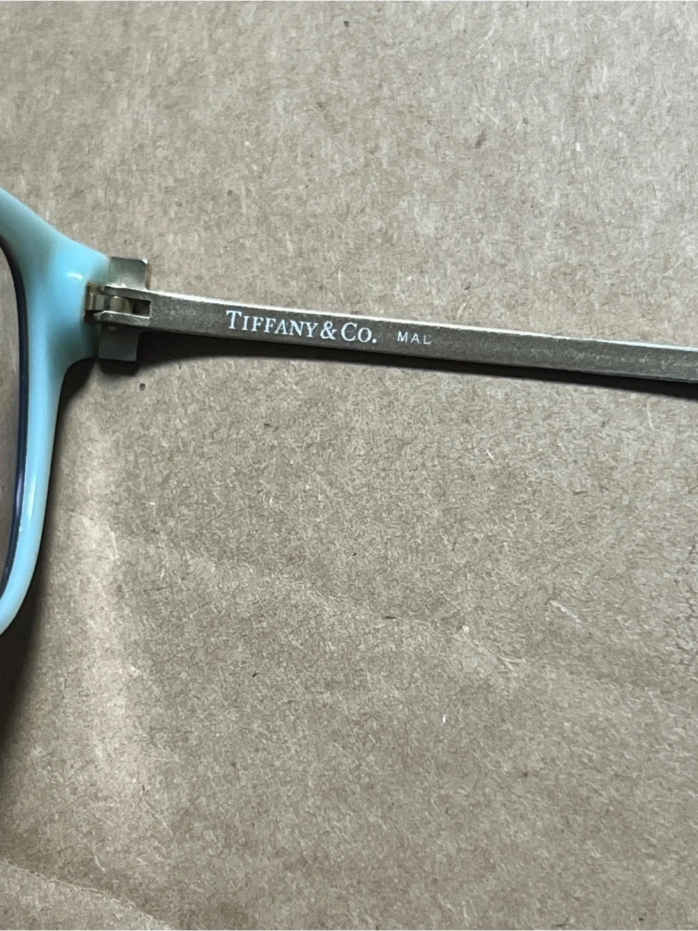 Tiffany & Co 8134 54017 140 Cateye Black
